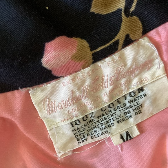 Vintage '60s MARSHALL FIELD floral quilted house coat, 14 (Sm/Med). - Picture 8 of 10